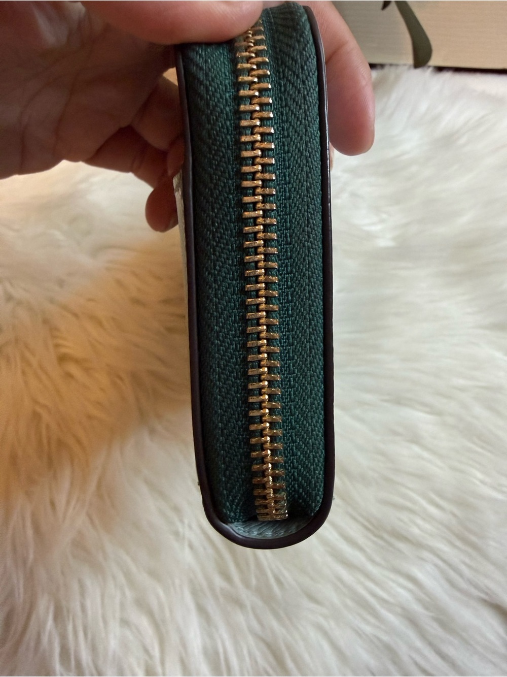Kate Spade New York Two-Tone Teal and Light Blue Zip Wallet - Picture 5 of 13
